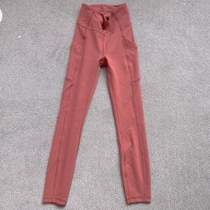 NWOT Lululemon Invigorate Leggings